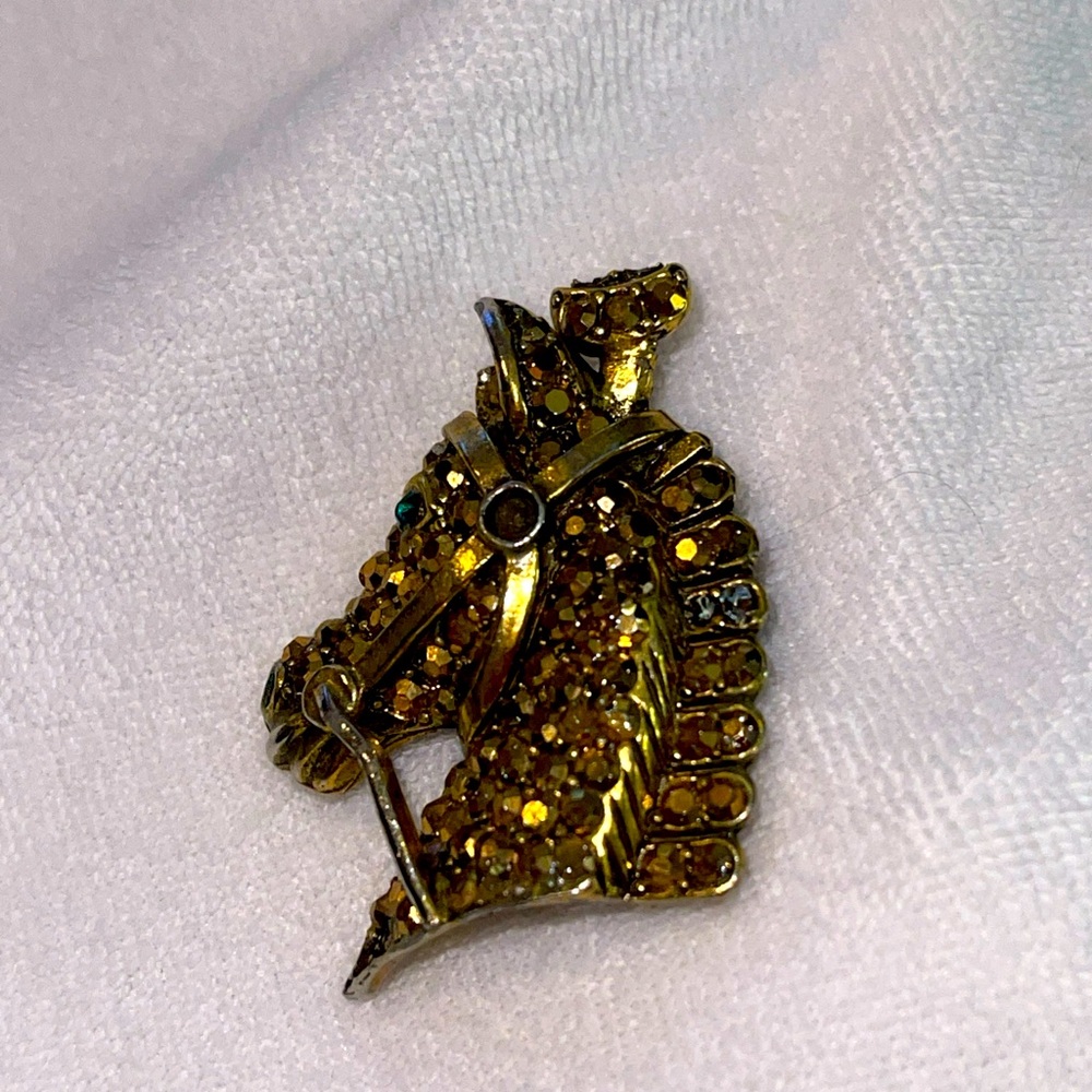 Rare Vintage Weiss Horse Gold Tone Jeweled Rhinestone Equine Brooch Pin